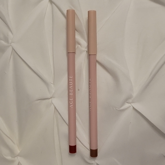 Ace beaute lip liners - Picture 1 of 3